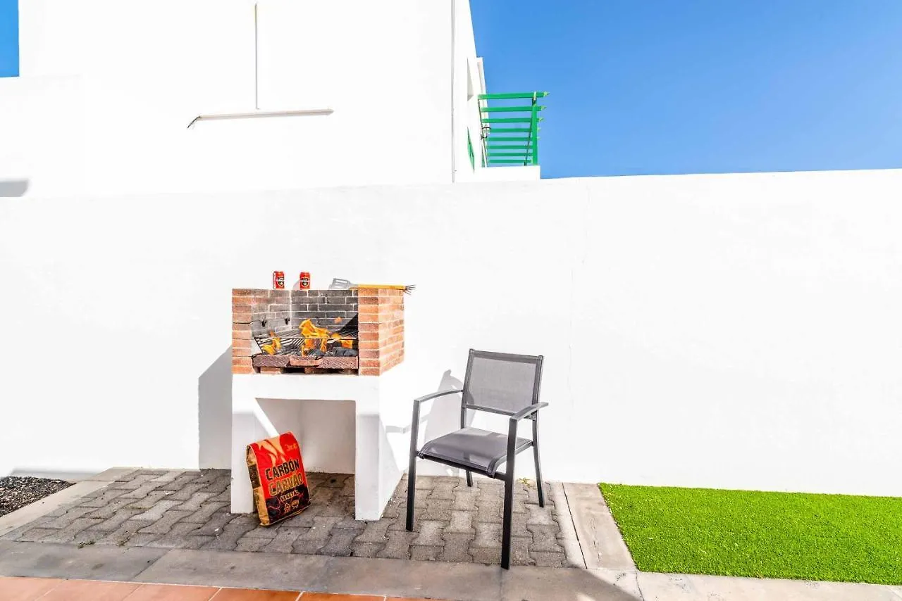 Villa Guelde Playa Blanca  Spain